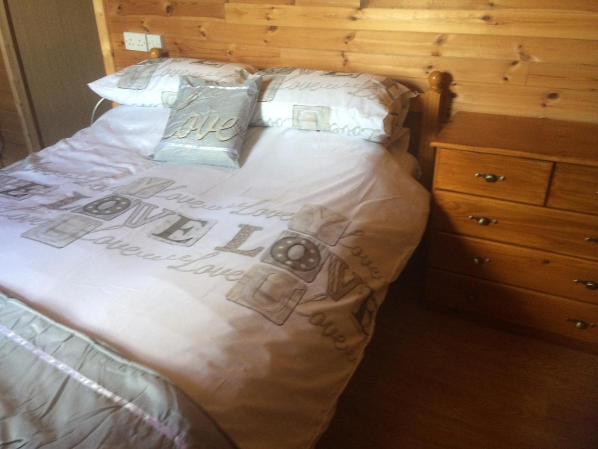 Johnswell Log House Hideawayヴィラ エクステリア 写真